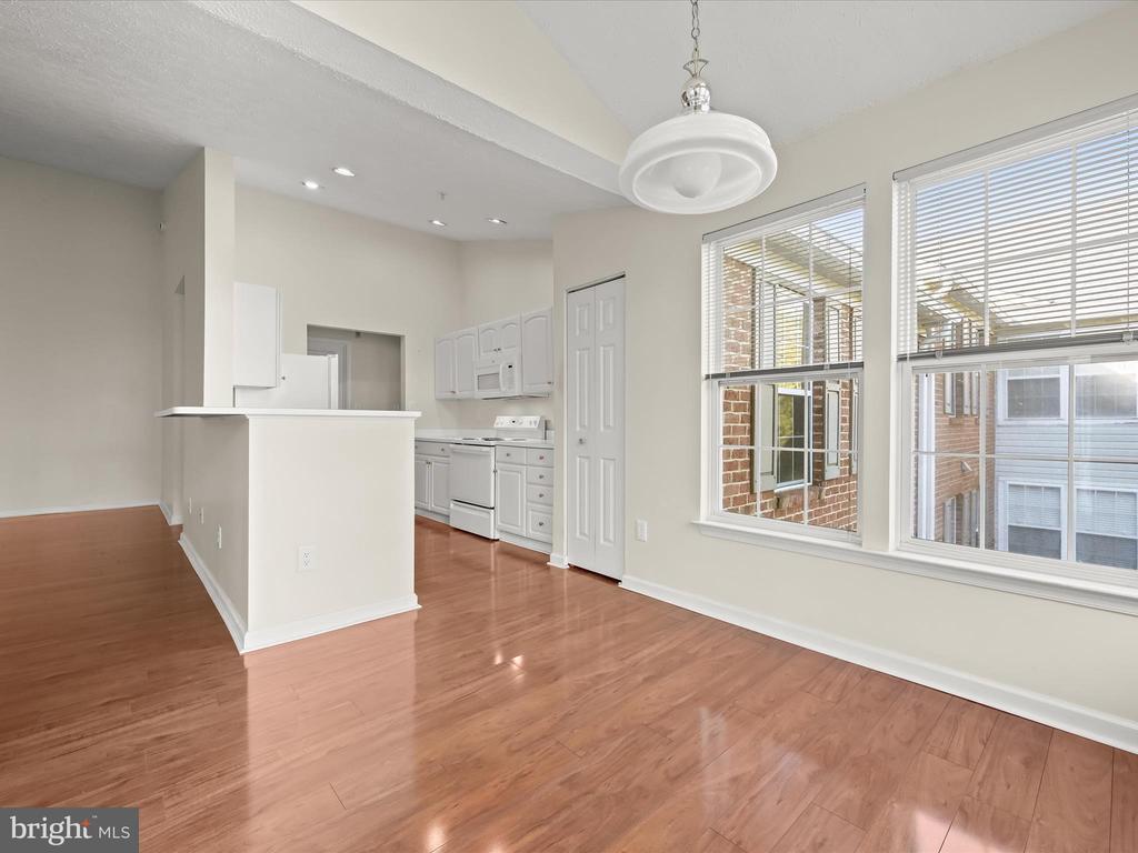 2440 BLUE SPRING COURT Unit: 302