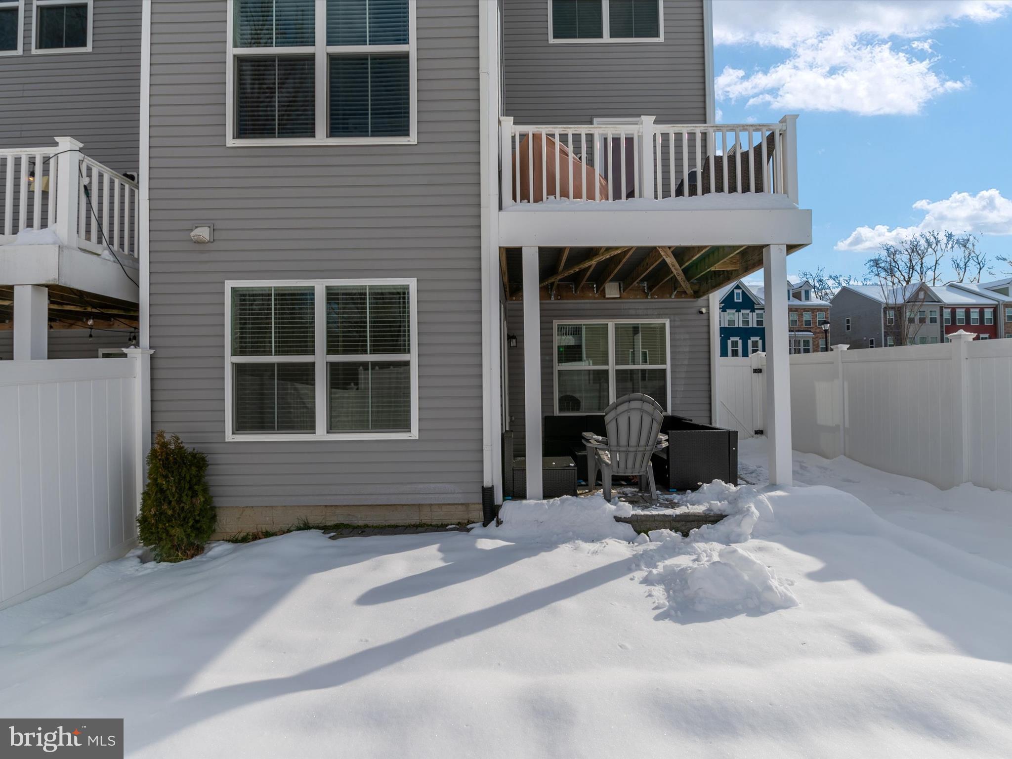 1440 HONEYLOCUST DRIVE