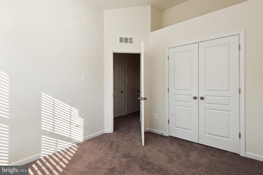 2521 FRANCIS LANE