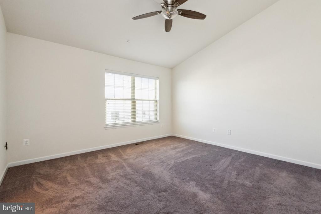 2521 FRANCIS LANE