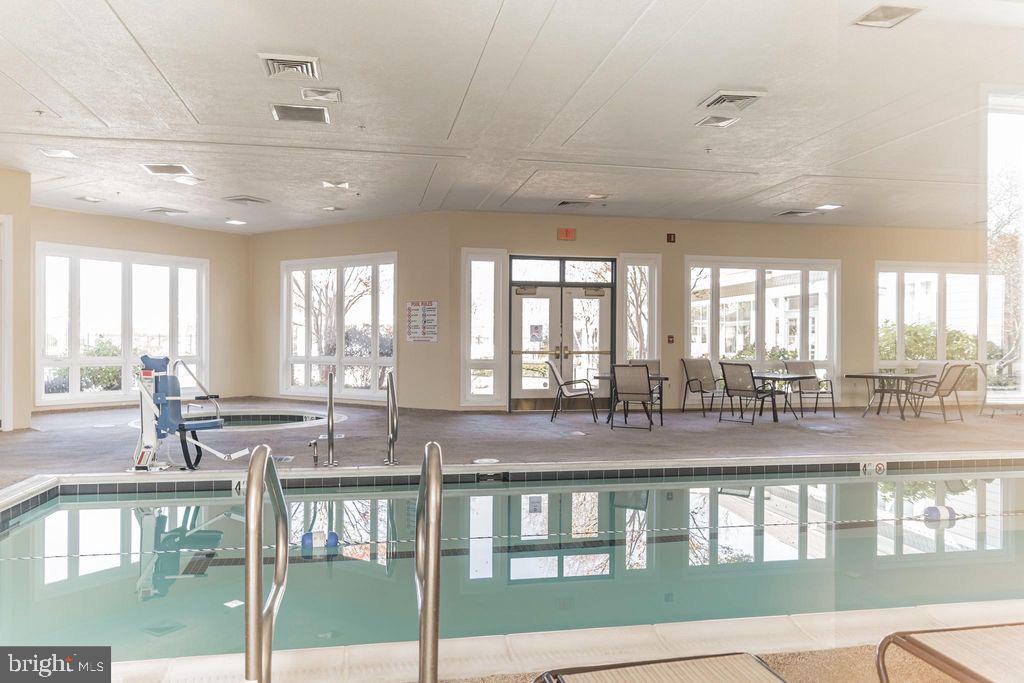 2498 AMBER ORCHARD COURT E Unit: 102