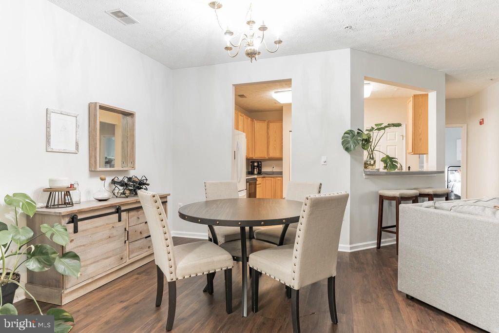2498 AMBER ORCHARD COURT E Unit: 102