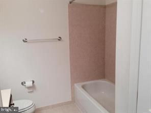 8535 VETERANS HIGHWAY E 201