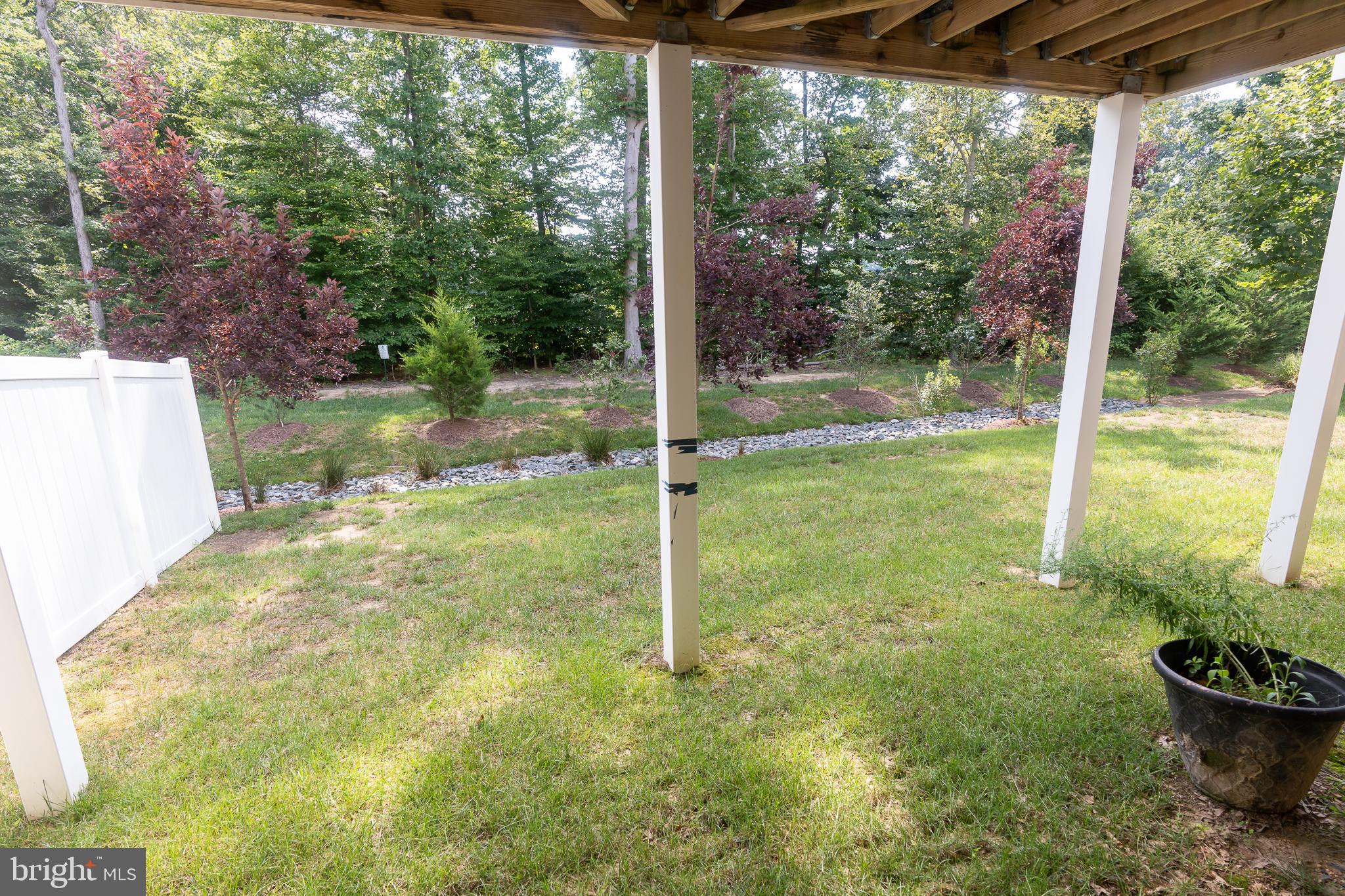 1445 HONEYLOCUST DRIVE