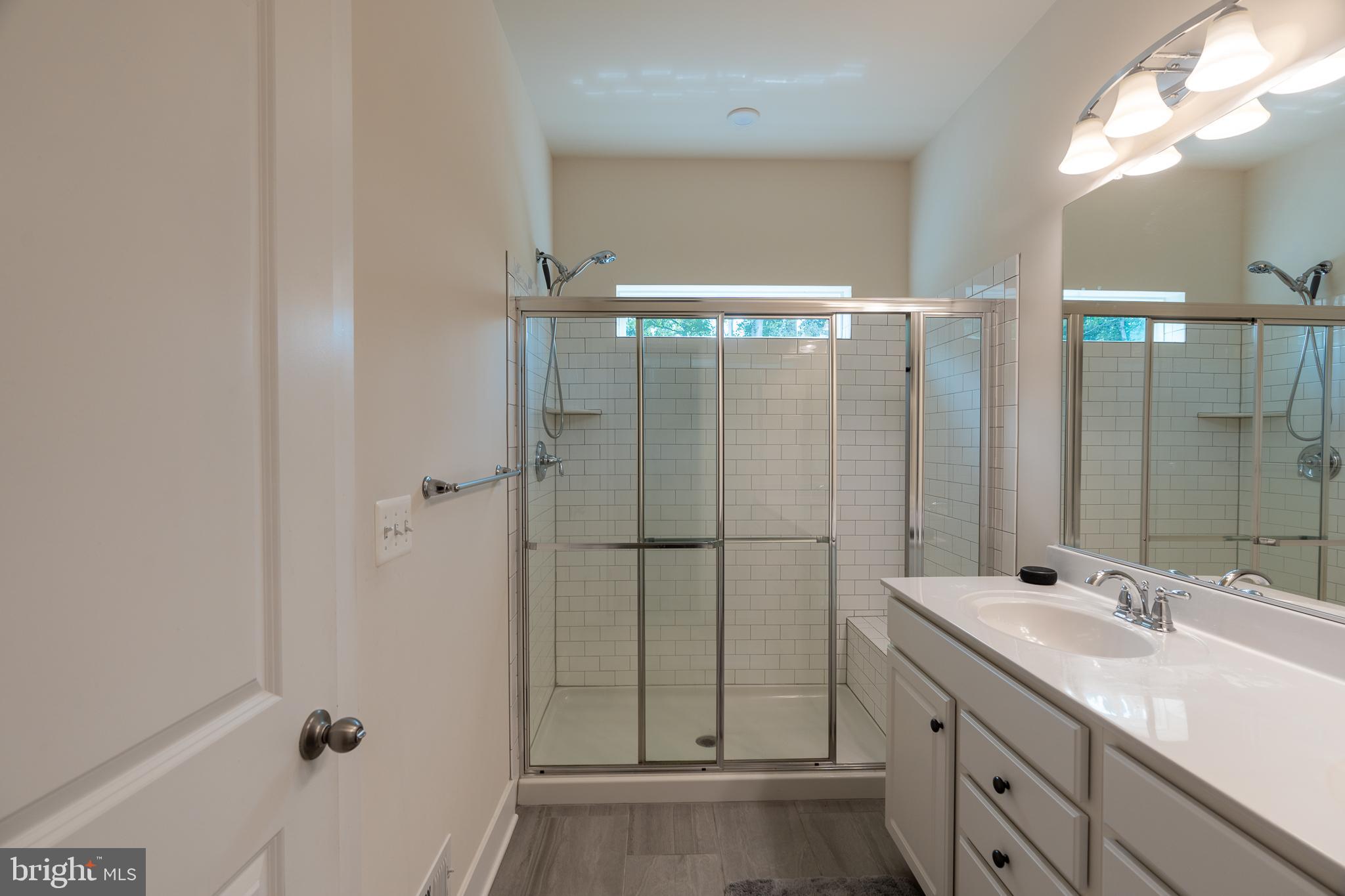 1445 HONEYLOCUST DRIVE