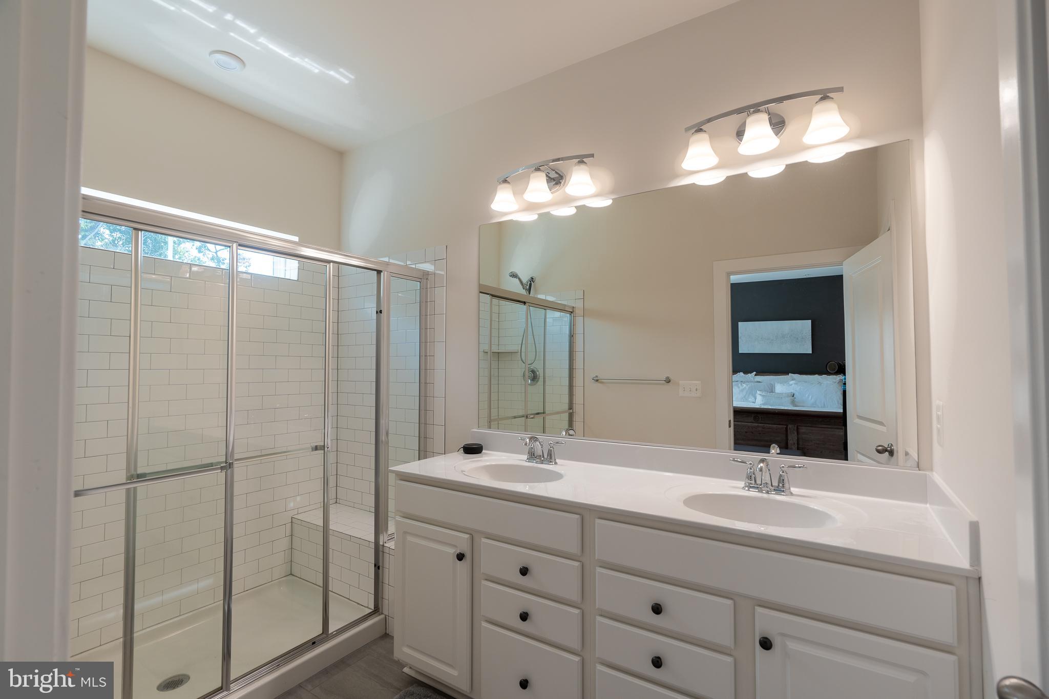 1445 HONEYLOCUST DRIVE