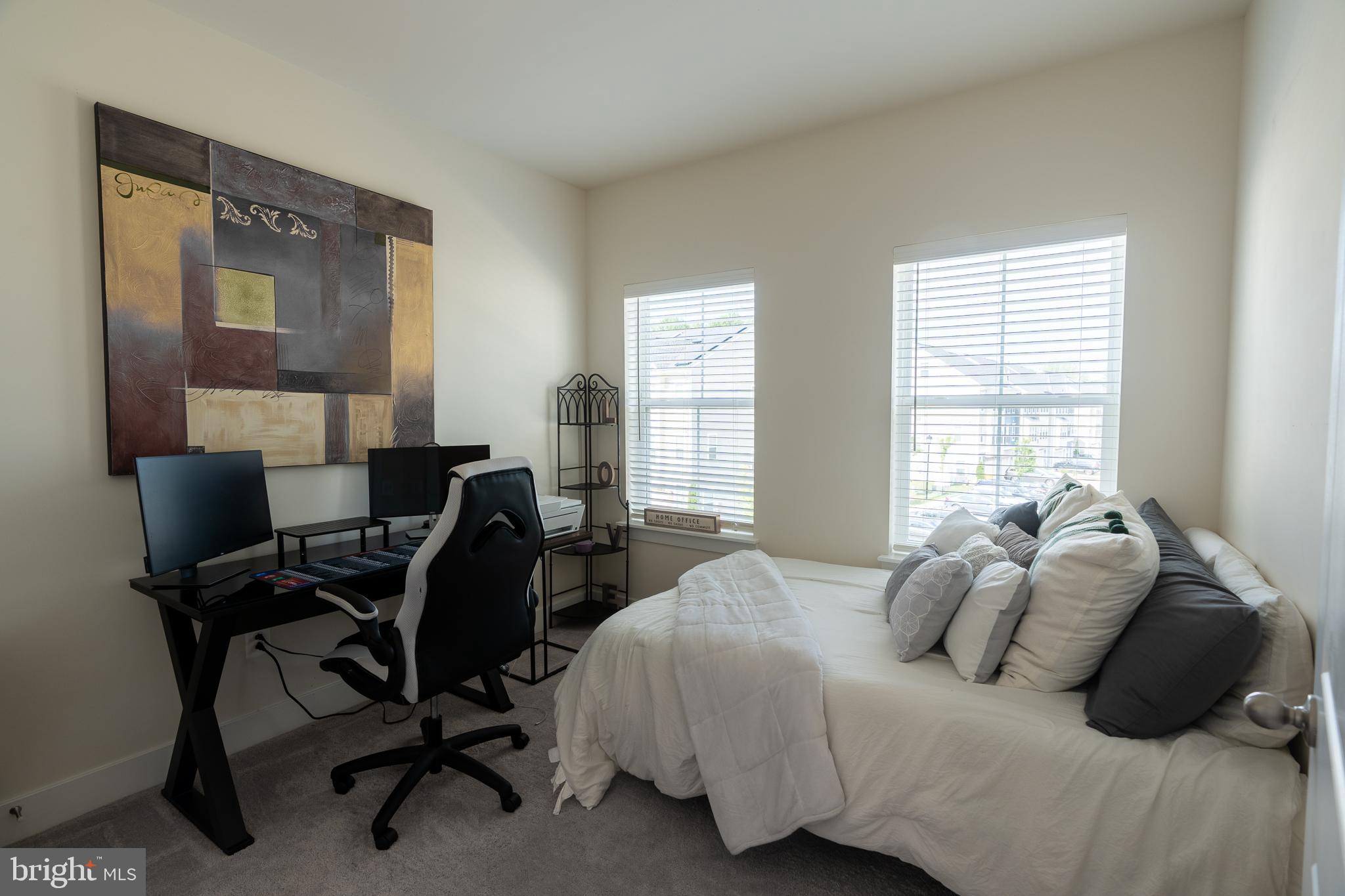 1445 HONEYLOCUST DRIVE