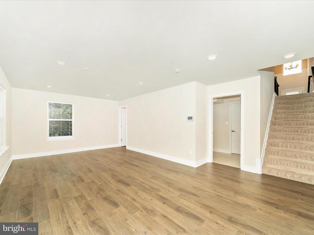 7601 CHERT COURT