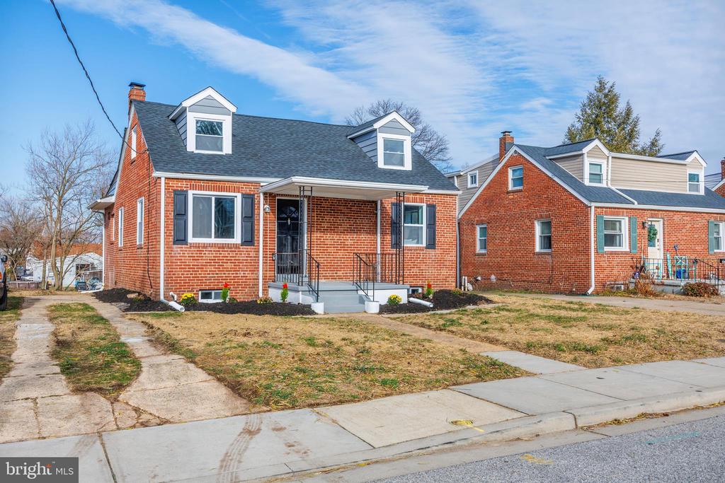 308 MARYLAND AVENUE NE