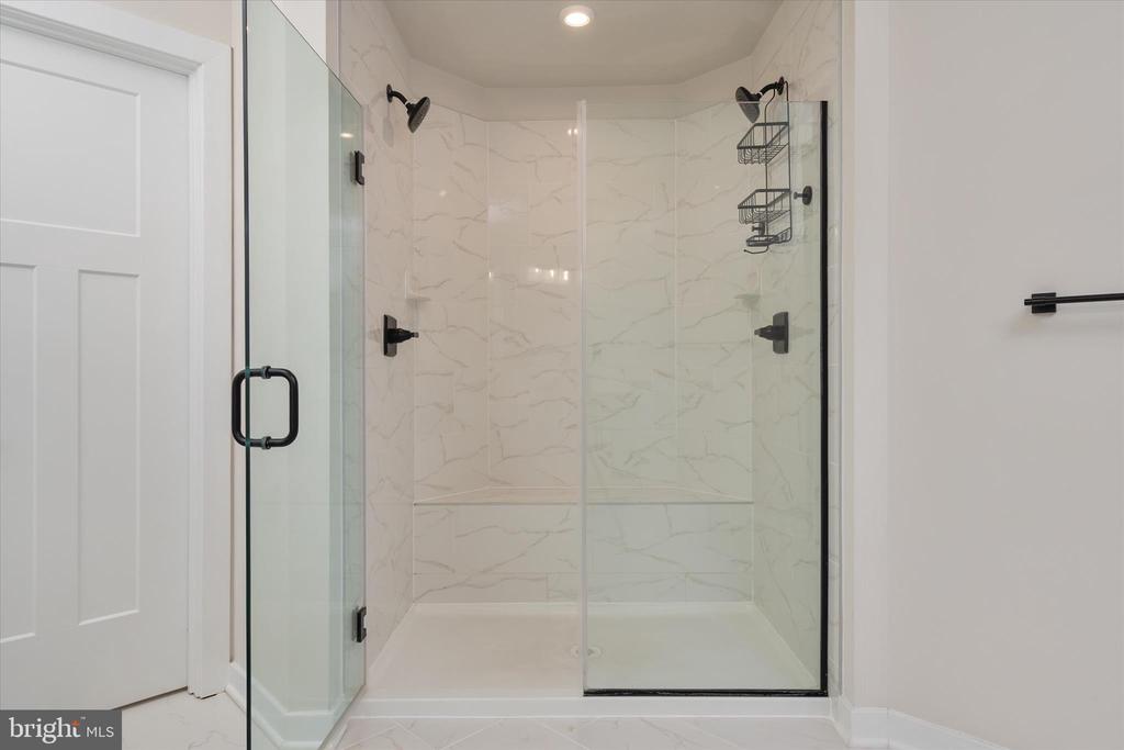 3322 MILKWEED COURT