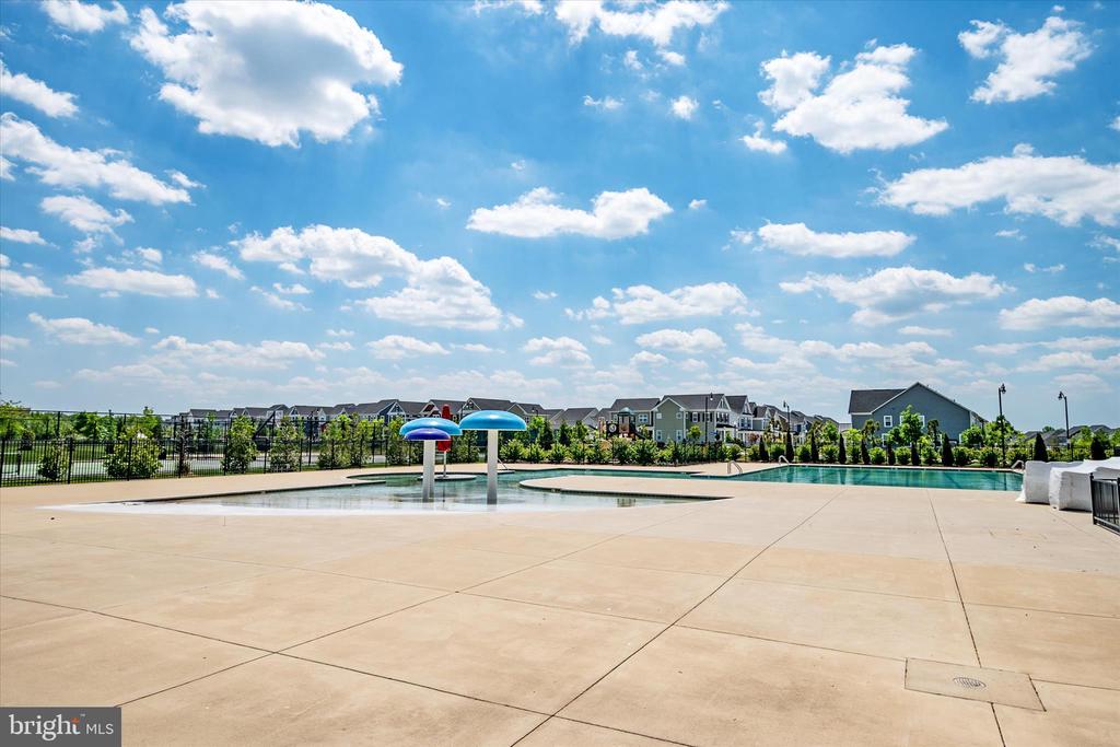 3322 MILKWEED COURT
