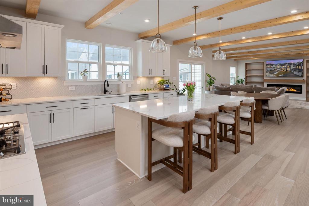 3322 MILKWEED COURT
