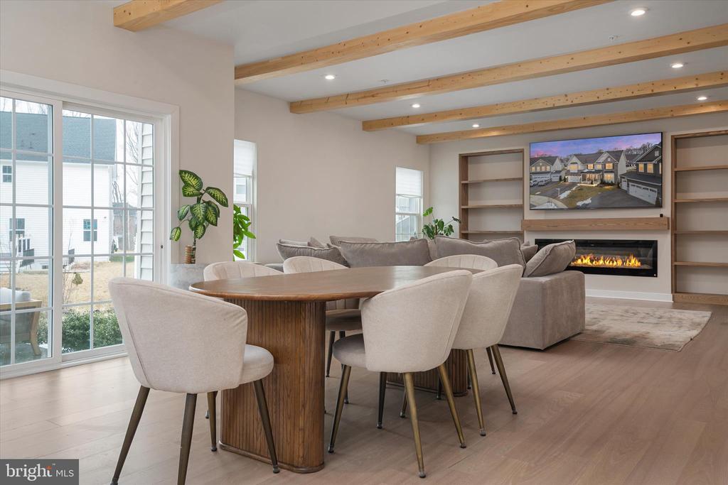 3322 MILKWEED COURT