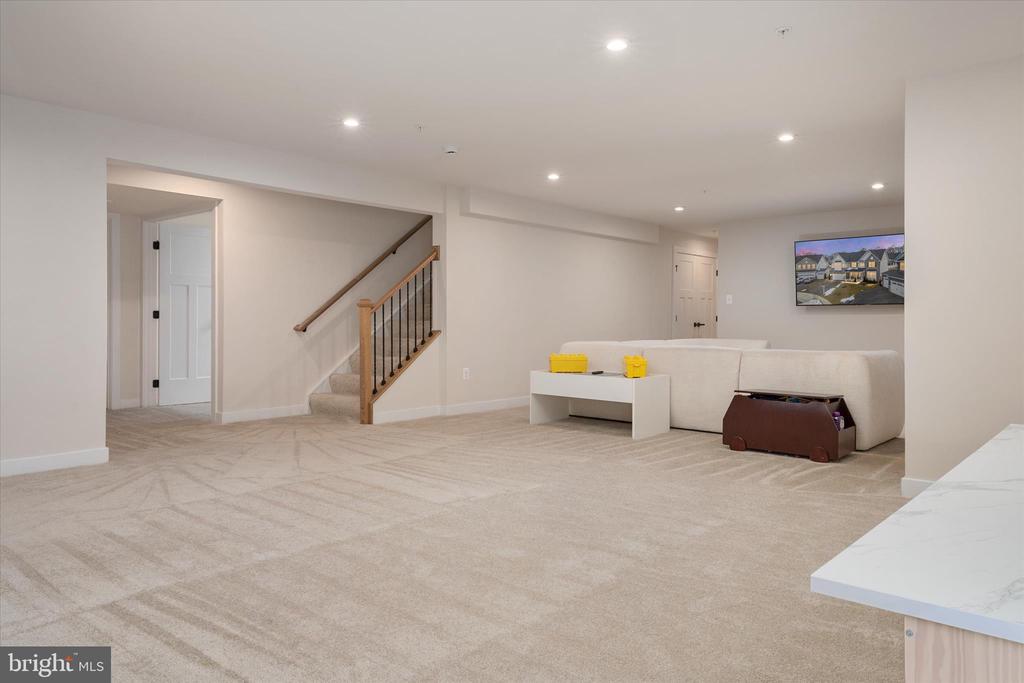 3322 MILKWEED COURT