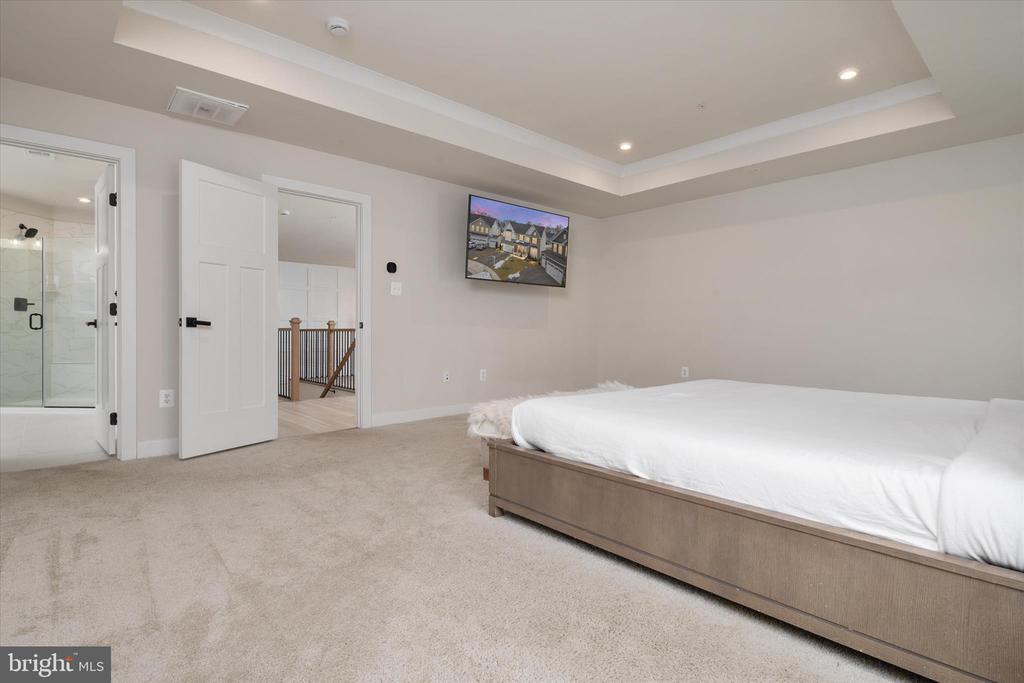 3322 MILKWEED COURT