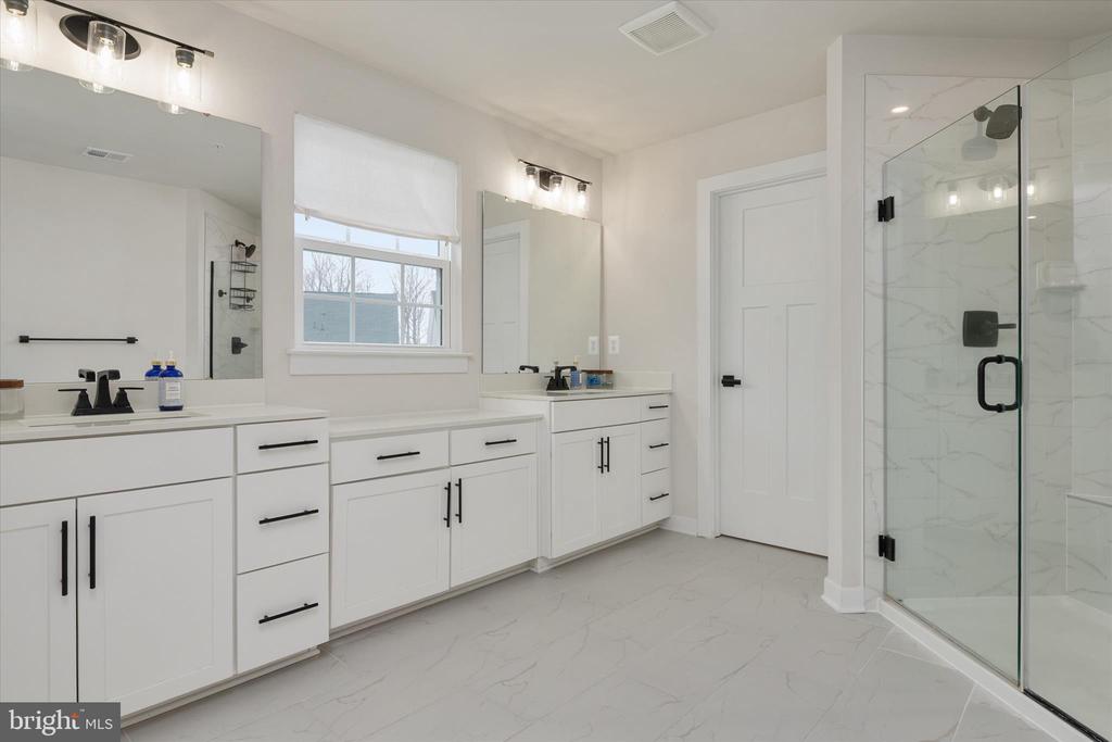 3322 MILKWEED COURT