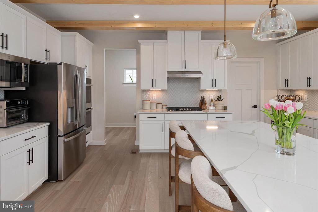 3322 MILKWEED COURT