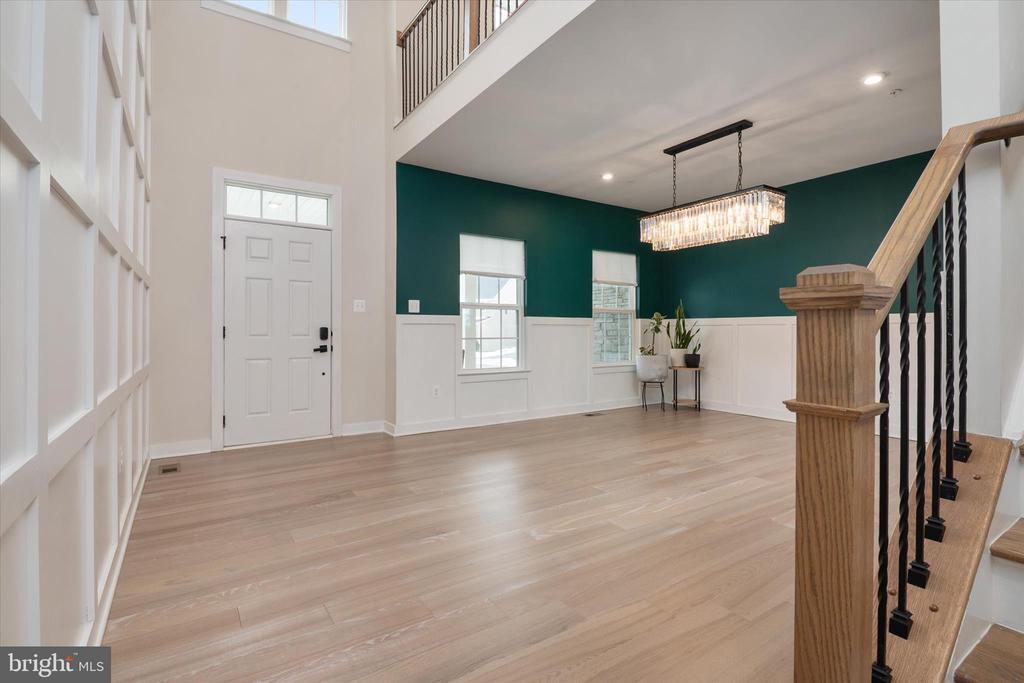 3322 MILKWEED COURT