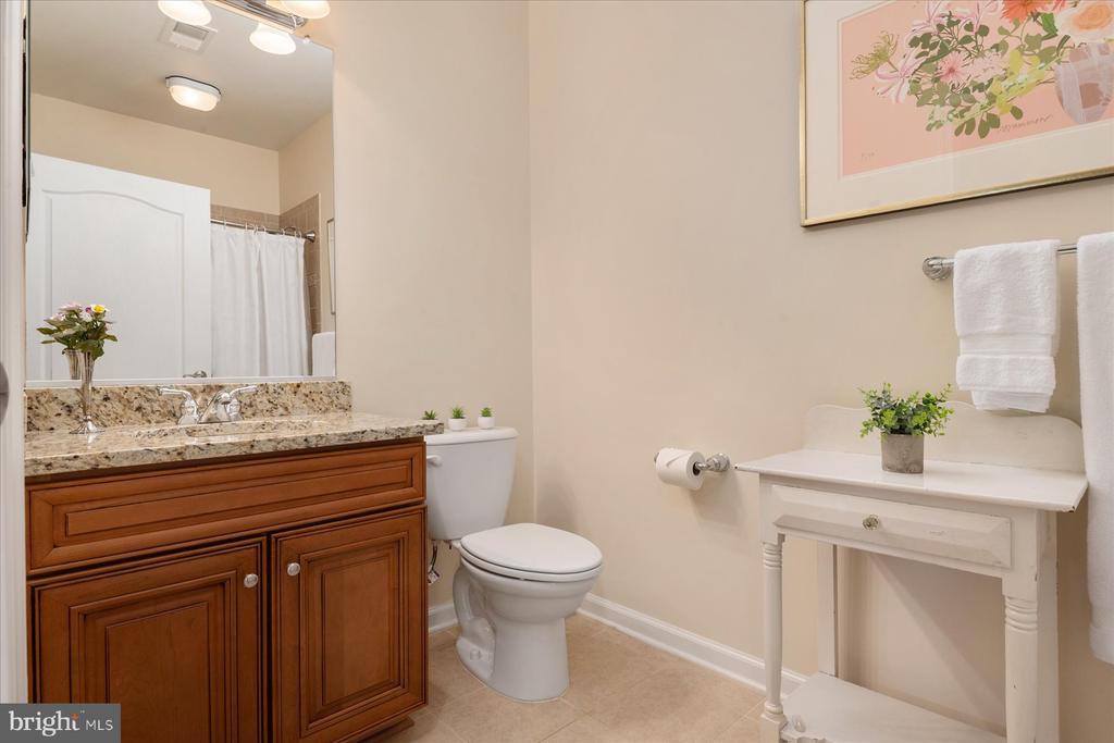 1412 WIGEON WAY Unit: 301