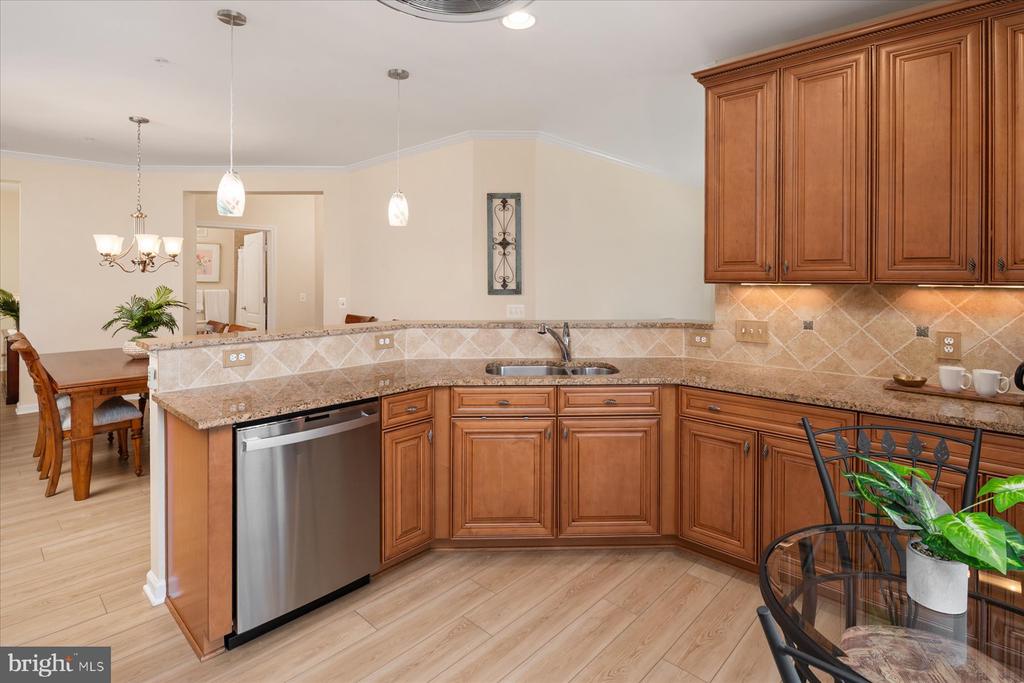 1412 WIGEON WAY Unit: 301
