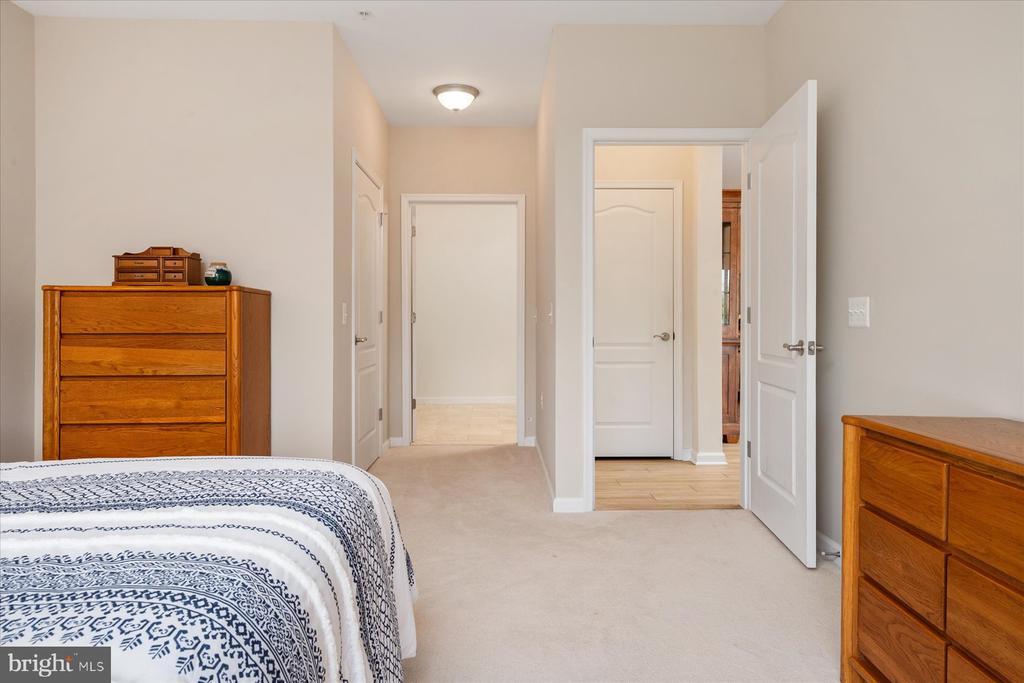 1412 WIGEON WAY Unit: 301