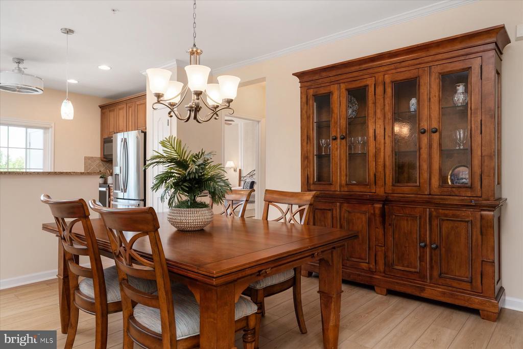 1412 WIGEON WAY Unit: 301