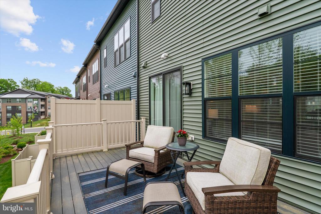 3208 WELLSPRING LANE