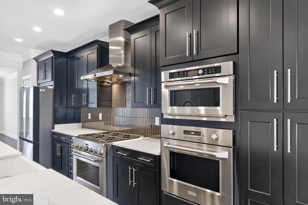 1322 GRAND CANOPY DRIVE