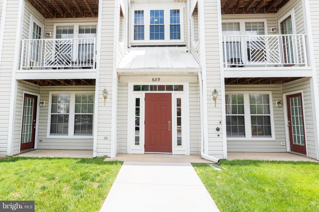 689 WINDING STREAM WAY Unit: 101