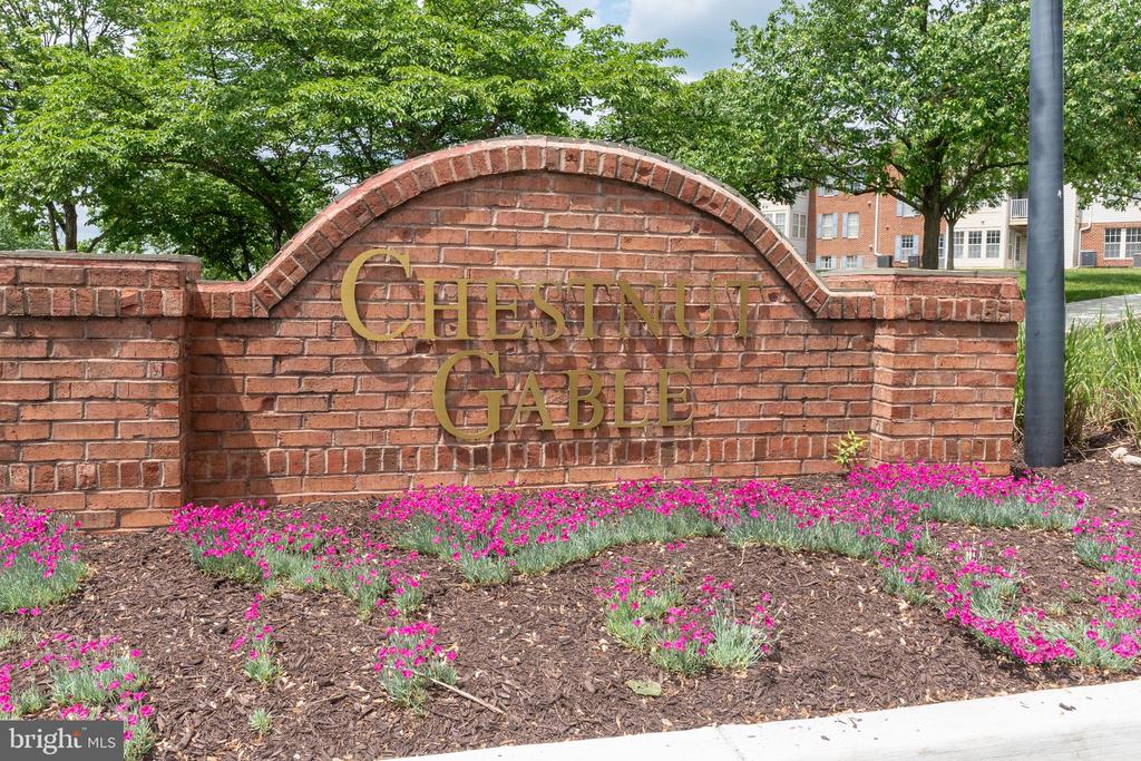 689 WINDING STREAM WAY Unit: 101