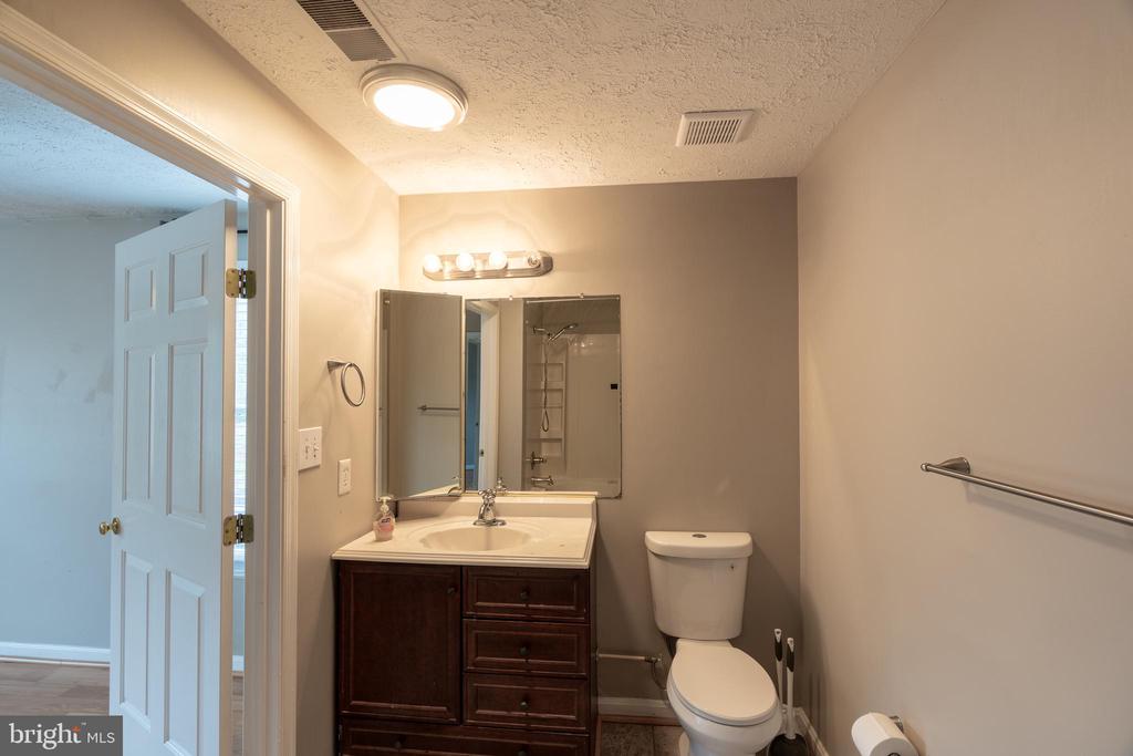 689 WINDING STREAM WAY Unit: 101