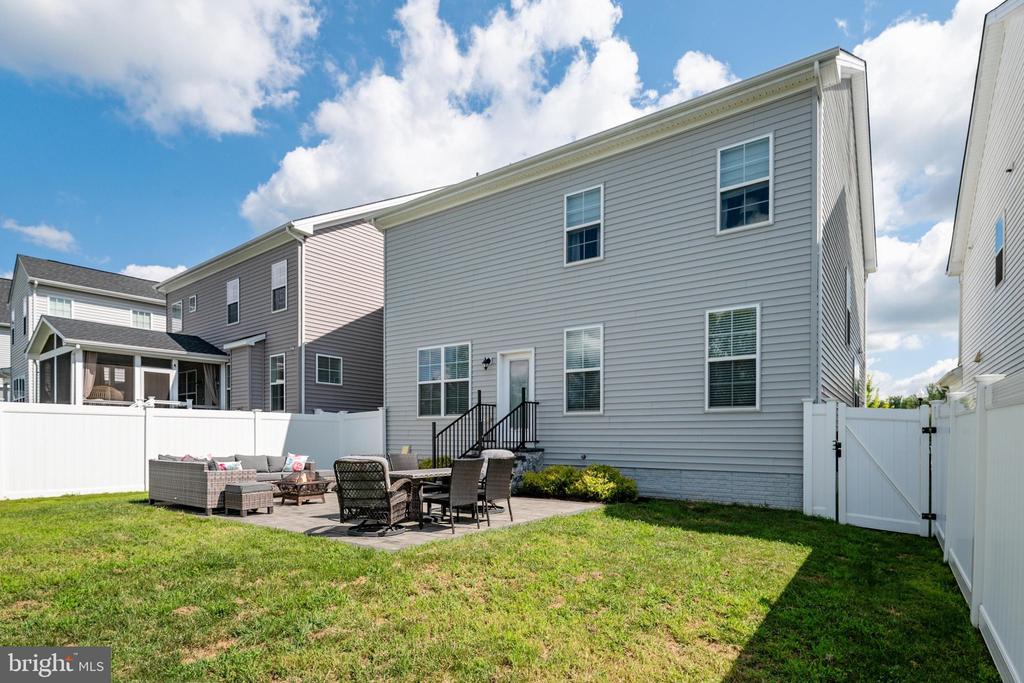 1248 SPANISH OAK WAY