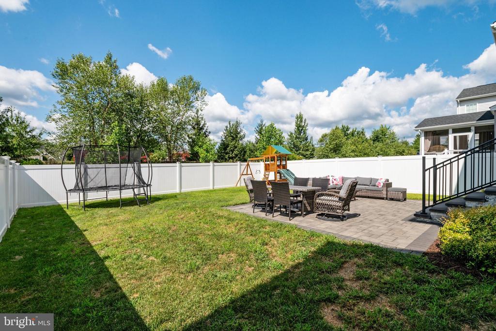 1248 SPANISH OAK WAY