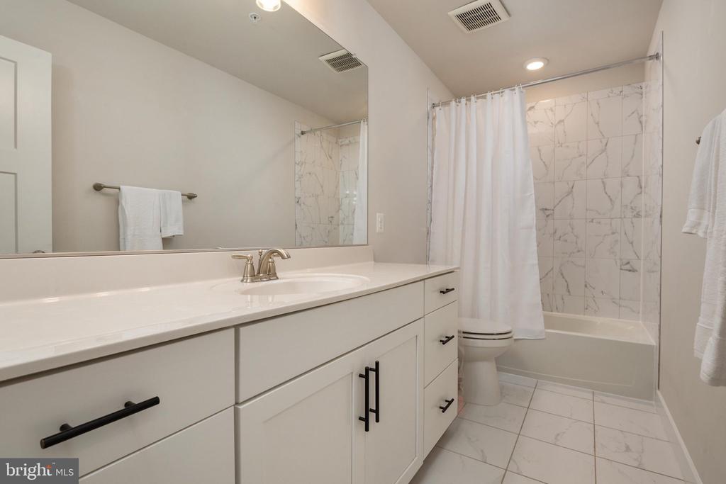 1248 SPANISH OAK WAY