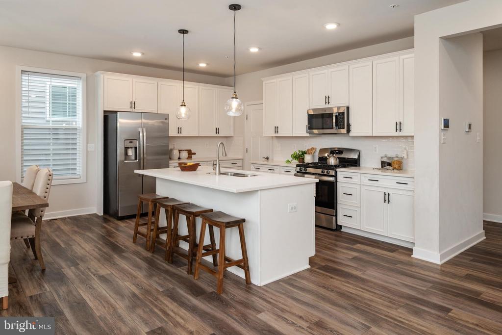 1248 SPANISH OAK WAY