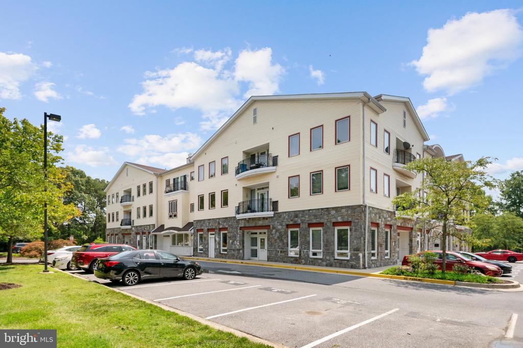 400 RENFRO DRIVE Unit: 213