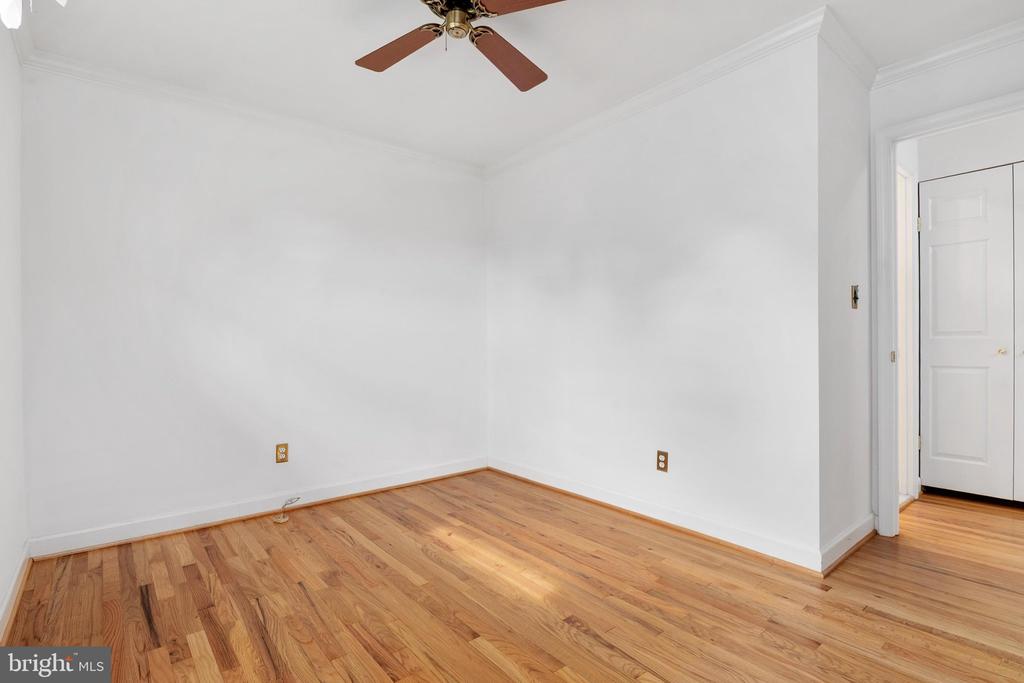 242 CROSS CREEK DRIVE