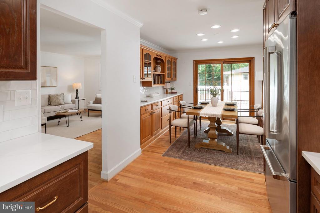 242 CROSS CREEK DRIVE