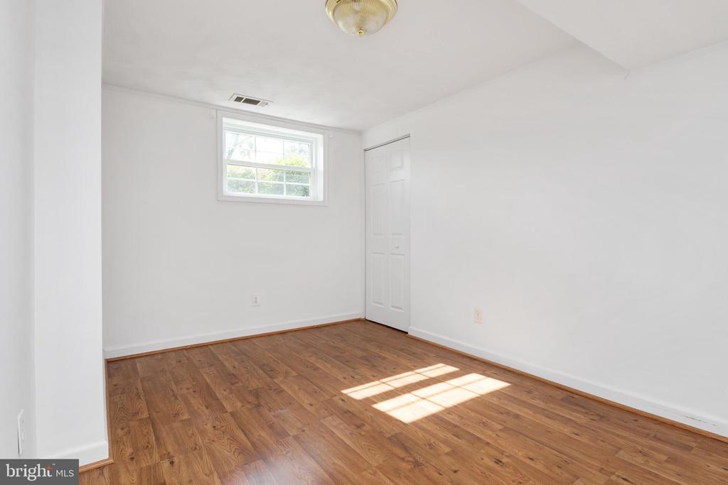 242 CROSS CREEK DRIVE