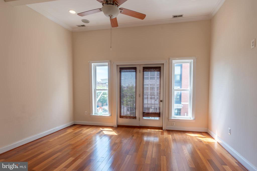 106 W CROSS STREET