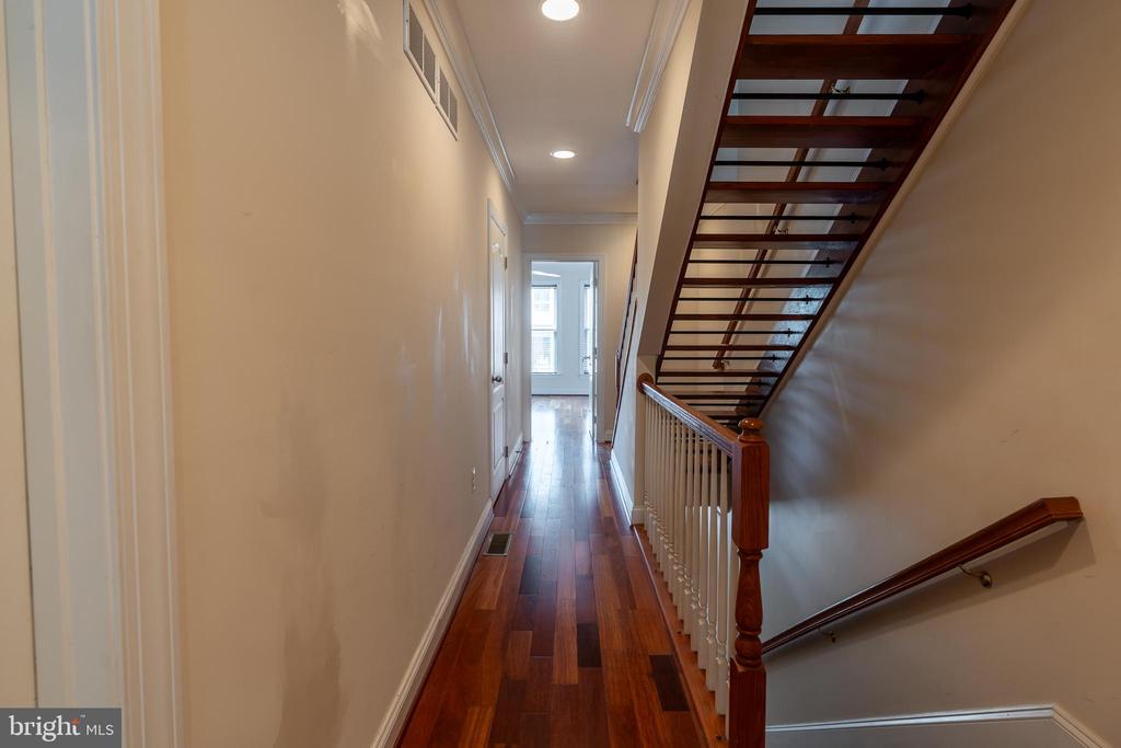 106 W CROSS STREET