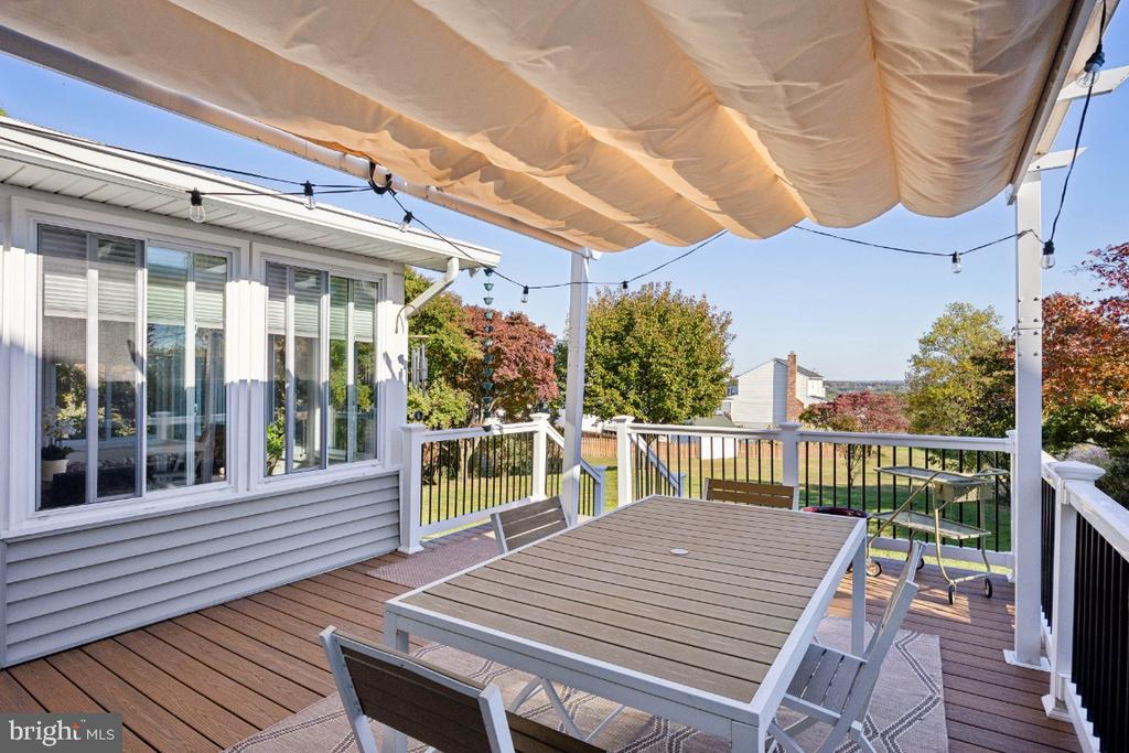 3 MOSS VIEW CT