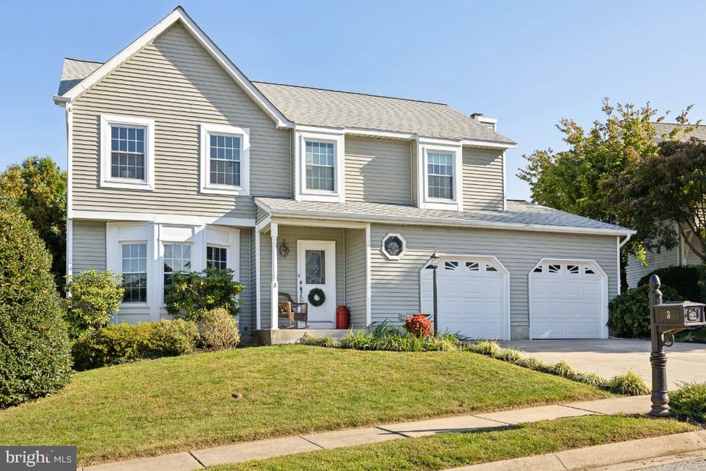 3 MOSS VIEW CT