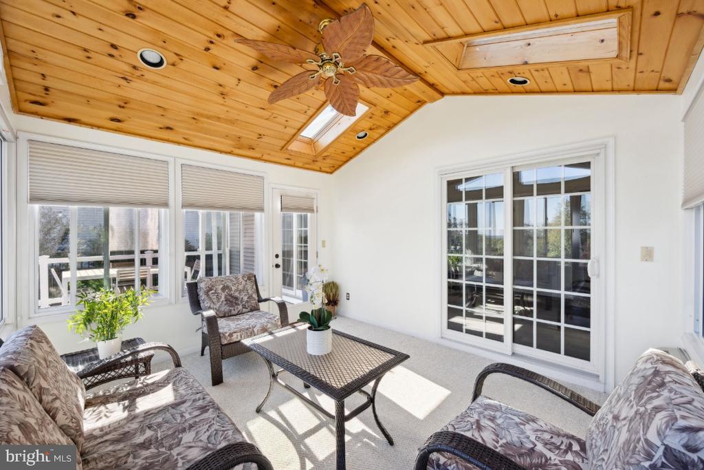 3 MOSS VIEW CT