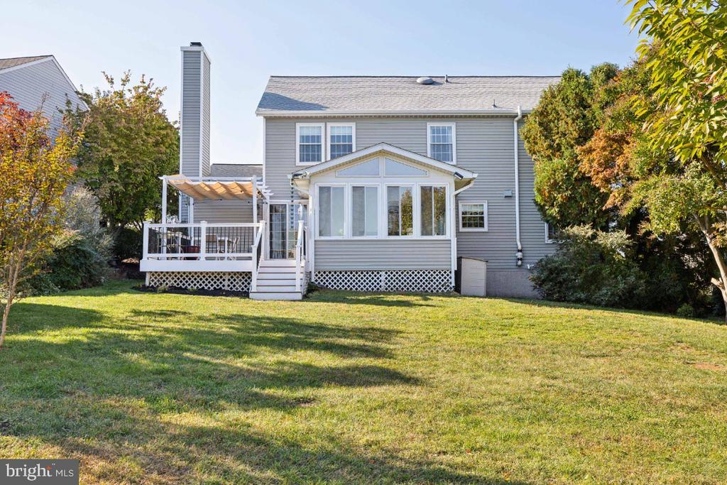 3 MOSS VIEW CT