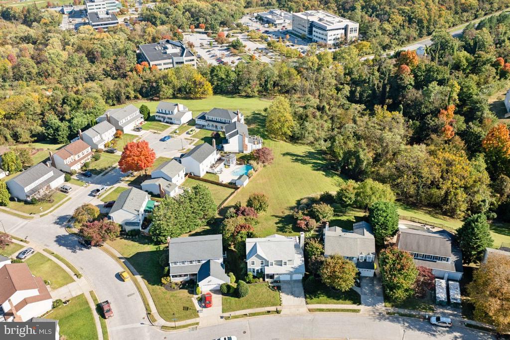 3 MOSS VIEW CT