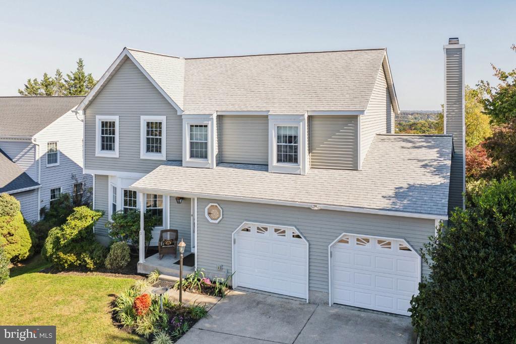 3 MOSS VIEW CT