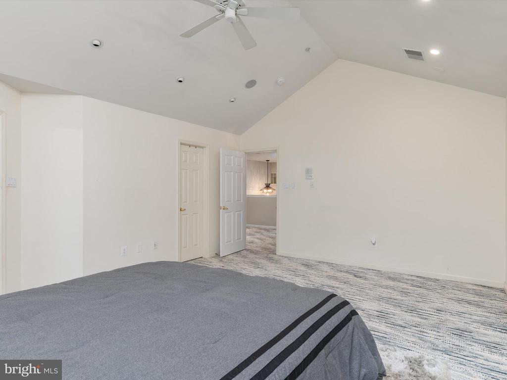 8800 JOSHUA COURT 8800