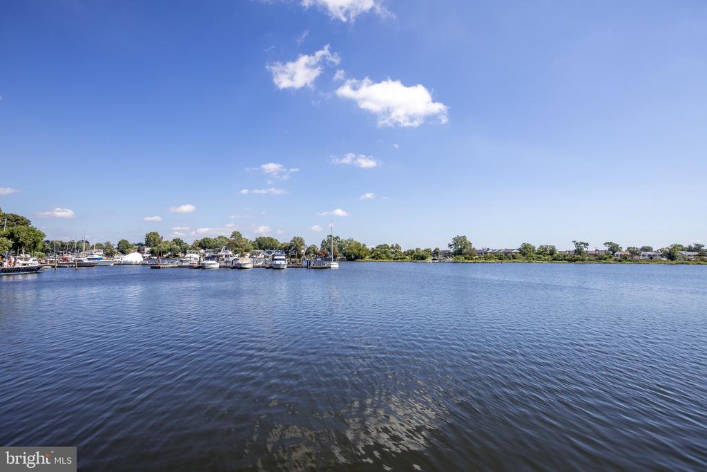 8203 SEAWORTHY WAY