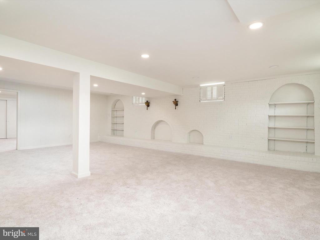 9212 GARDENIA ROAD